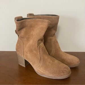 White Mountain Behari Boots 8